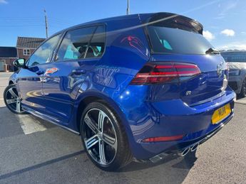VOLKSWAGEN GOLF 2.0 TSI R Hatchback 5dr Petrol DSG 4Motion Euro 6 (s/s) (300 ps)