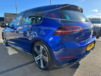 VOLKSWAGEN GOLF 2.0 TSI R Hatchback 5dr Petrol DSG 4Motion Euro 6 (s/s) (300 ps)