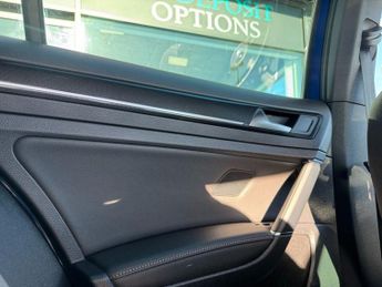 VOLKSWAGEN GOLF 2.0 TSI R Hatchback 5dr Petrol DSG 4Motion Euro 6 (s/s) (300 ps)