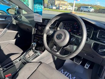 VOLKSWAGEN GOLF 2.0 TSI R Hatchback 5dr Petrol DSG 4Motion Euro 6 (s/s) (300 ps)