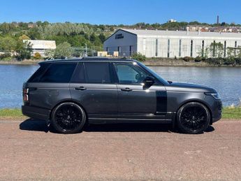 LAND ROVER RANGE ROVER 4.4 SD V8 Autobiography SUV 5dr Diesel Auto 4WD Euro 6 (s/s) (33