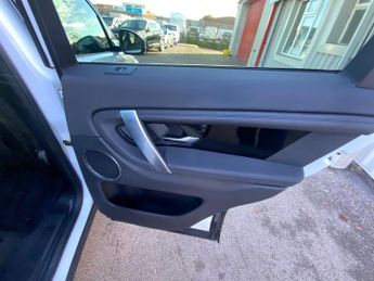 LAND ROVER DISCOVERY SPORT 2.0 D180 MHEV S SUV 5dr Diesel Auto 4WD Euro 6 (s/s) (180 ps)