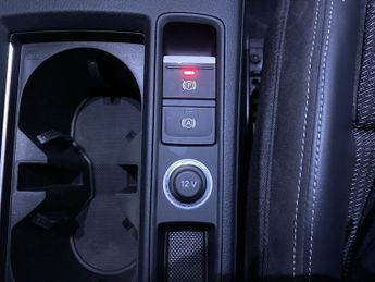 AUDI Q3 2.0 TDI 40 S line SUV 5dr Diesel S Tronic quattro Euro 6 (s/s) (