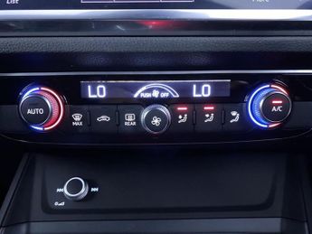 AUDI Q3 2.0 TDI 40 S line SUV 5dr Diesel S Tronic quattro Euro 6 (s/s) (