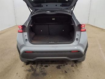 NISSAN JUKE 1.0 DIG-T N-Connecta SUV 5dr Petrol DCT Auto Euro 6 (s/s) (114 p