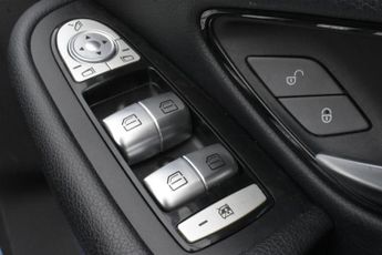 MERCEDES-BENZ C-CLASS 2.0 C220d SE Saloon 4dr Diesel G-Tronic+ Euro 6 (s/s) (194 ps)