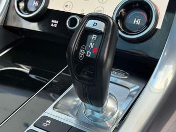 LAND ROVER RANGE ROVER SPORT 3.0 D300 MHEV HSE Silver SUV 5dr Diesel Auto 4WD Euro 6 (s/s) (3