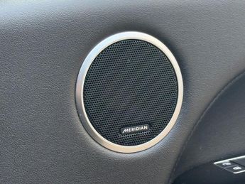 LAND ROVER RANGE ROVER SPORT 3.0 D300 MHEV HSE Silver SUV 5dr Diesel Auto 4WD Euro 6 (s/s) (3