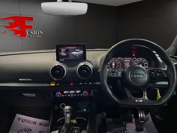 AUDI A3 1.5 TFSI CoD 35 Black Edition Saloon 4dr Petrol S Tronic Euro 6 