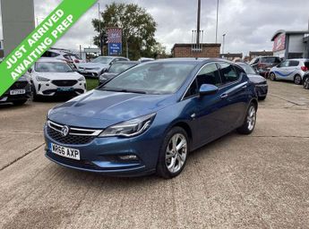 Vauxhall Astra 1.4i Turbo SRi Nav Hatchback 5dr Petrol Auto Euro 6 (s/s) (150 p
