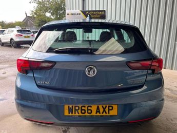 VAUXHALL ASTRA 1.4i Turbo SRi Nav Hatchback 5dr Petrol Auto Euro 6 (s/s) (150 p