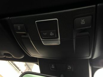 MERCEDES-BENZ SL 3.5 SL350 V6 BlueEfficiency Convertible 2dr Petrol G-Tronic Euro