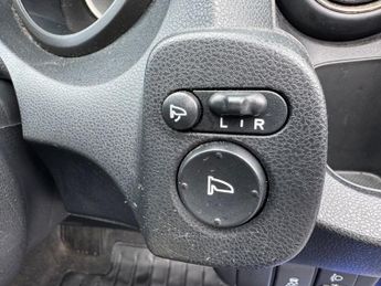 HONDA JAZZ 1.4 i-VTEC EX Hatchback 5dr Petrol CVT Euro 5 (99 ps)