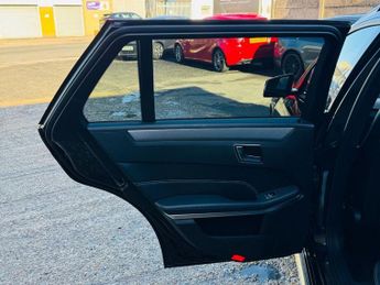 MERCEDES-BENZ E-CLASS 2.1 E250 CDI AMG Night Edition Estate 5dr Diesel G-Tronic+ Euro 