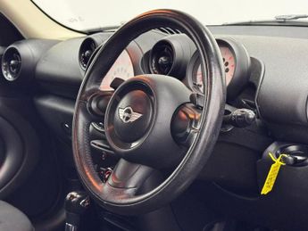 MINI COUNTRYMAN 2.0 Cooper SD SUV 5dr Diesel Auto Euro 5 (143 ps)