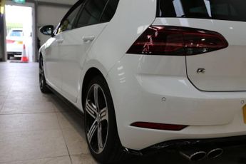 VOLKSWAGEN GOLF 2.0 TSI BlueMotion Tech R Hatchback 5dr Petrol DSG 4Motion Euro 