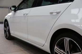 VOLKSWAGEN GOLF 2.0 TSI BlueMotion Tech R Hatchback 5dr Petrol DSG 4Motion Euro 