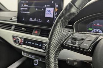 AUDI A4 AVANT 2.0 TDI 35 S line Estate 5dr Diesel S Tronic Euro 6 (s/s) (163 p