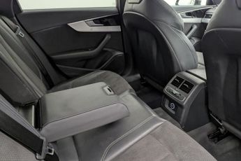 AUDI A4 AVANT 2.0 TDI 35 S line Estate 5dr Diesel S Tronic Euro 6 (s/s) (163 p