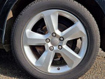 AUDI Q3 2.0 TDI QUATTRO S LINE 5d 175 BHP