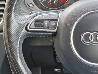 AUDI Q3 2.0 TDI QUATTRO S LINE 5d 175 BHP