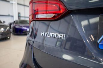 HYUNDAI SANTA FE 2.2 CRDi Blue Drive Wiggins Edition SUV 5dr Diesel Auto 4WD Euro