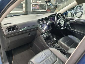VOLKSWAGEN TIGUAN ALLSPACE 2.0 TDI SEL SUV 5dr Diesel DSG 4Motion Euro 6 (s/s) (190 ps)