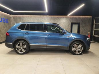 VOLKSWAGEN TIGUAN ALLSPACE 2.0 TDI SEL SUV 5dr Diesel DSG 4Motion Euro 6 (s/s) (190 ps)