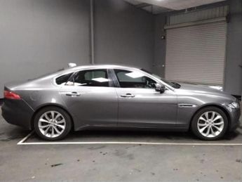 JAGUAR XF 2.0d Portfolio Saloon 4dr Diesel Auto Euro 6 (s/s) (180 ps)