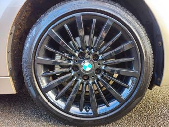 BMW 3 SERIES 3.0 330d Luxury Touring 5dr Diesel Auto xDrive Euro 5 (s/s) (258