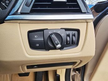 BMW 3 SERIES 3.0 330d Luxury Touring 5dr Diesel Auto xDrive Euro 5 (s/s) (258