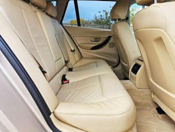 BMW 3 SERIES 3.0 330d Luxury Touring 5dr Diesel Auto xDrive Euro 5 (s/s) (258