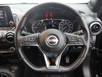 NISSAN JUKE 1.0 DIG-T N-Connecta SUV 5dr Petrol DCT Auto Euro 6 (s/s) (114 p