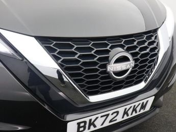NISSAN JUKE 1.0 DIG-T N-Connecta SUV 5dr Petrol DCT Auto Euro 6 (s/s) (114 p
