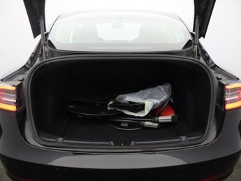 TESLA Model 3 (Dual Motor) Long Range Saloon 4dr Electric Auto 4WDE (346 ps)