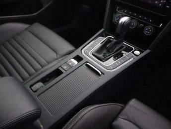 VOLKSWAGEN PASSAT 1.5 TSI EVO SEL Estate 5dr Petrol DSG Euro 6 (s/s) (150 ps)