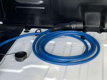 FORD TRANSIT COURIER Transit Custom Trend EV 5dr