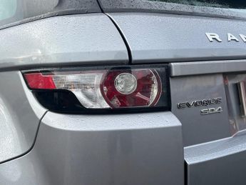 LAND ROVER RANGE ROVER EVOQUE 2.2 SD4 Pure Tech SUV 5dr Diesel Auto 4WD Euro 5 (s/s) (190 ps)