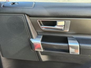 LAND ROVER DISCOVERY 4 3.0 SD V6 XS SUV 5dr Diesel Auto 4WD Euro 5 (255 bhp)