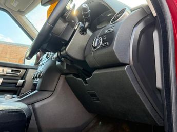 LAND ROVER DISCOVERY 4 3.0 SD V6 XS SUV 5dr Diesel Auto 4WD Euro 5 (255 bhp)