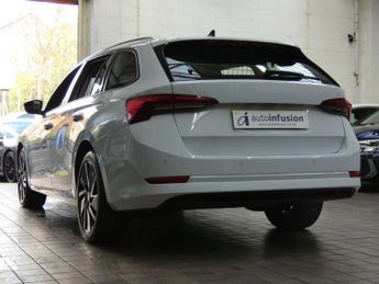 SKODA OCTAVIA 1.4 TSI iV 13kWh SE Technology Estate 5dr Petrol Plug-in Hybrid 