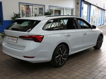 SKODA OCTAVIA 1.4 TSI iV 13kWh SE Technology Estate 5dr Petrol Plug-in Hybrid 