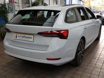 SKODA OCTAVIA 1.4 TSI iV 13kWh SE Technology Estate 5dr Petrol Plug-in Hybrid 