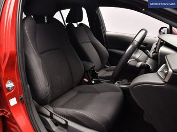 TOYOTA COROLLA 1.8 VVT-h GPF Icon Tech Hatchback 5dr Petrol Hybrid CVT Euro 6 (