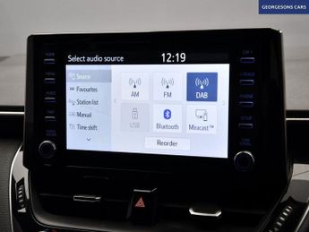 TOYOTA COROLLA 1.8 VVT-h GPF Icon Tech Hatchback 5dr Petrol Hybrid CVT Euro 6 (