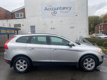 VOLVO XC60 2.4 D5 SE SUV 5dr Diesel Geartronic AWD Euro 5 (215 ps)