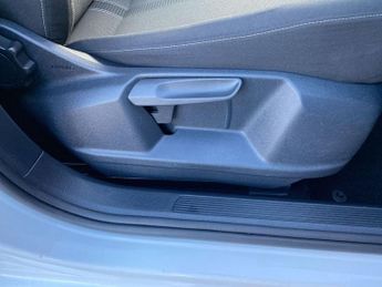 VOLKSWAGEN T-ROC 2.0 TDI EVO Black Edition SUV 5dr Diesel DSG Euro 6 (s/s) (150 p