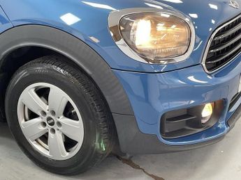 MINI COUNTRYMAN 1.5 Cooper SUV 5dr Petrol Manual Euro 6 (s/s) (136 ps) - AA INSP