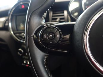 MINI HATCH 1.5 Cooper Exclusive Hatchback 3dr Petrol Steptronic Euro 6 (s/s