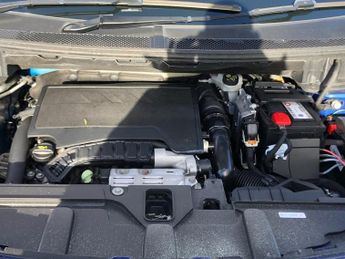 PEUGEOT 3008 1.2 PureTech GPF Allure SUV 5dr Petrol EAT Euro 6 (s/s) (130 ps)